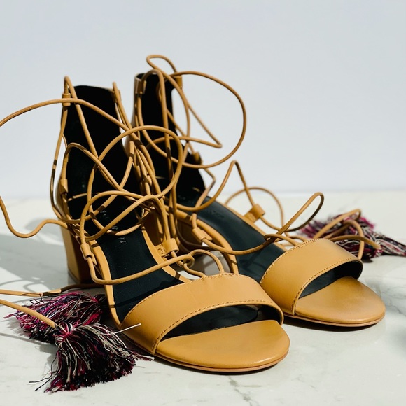 Rebecca Minkoff “Isla” Tan Nude Leather Lace Up Wrap Sandals 7.5 - Picture 3 of 10